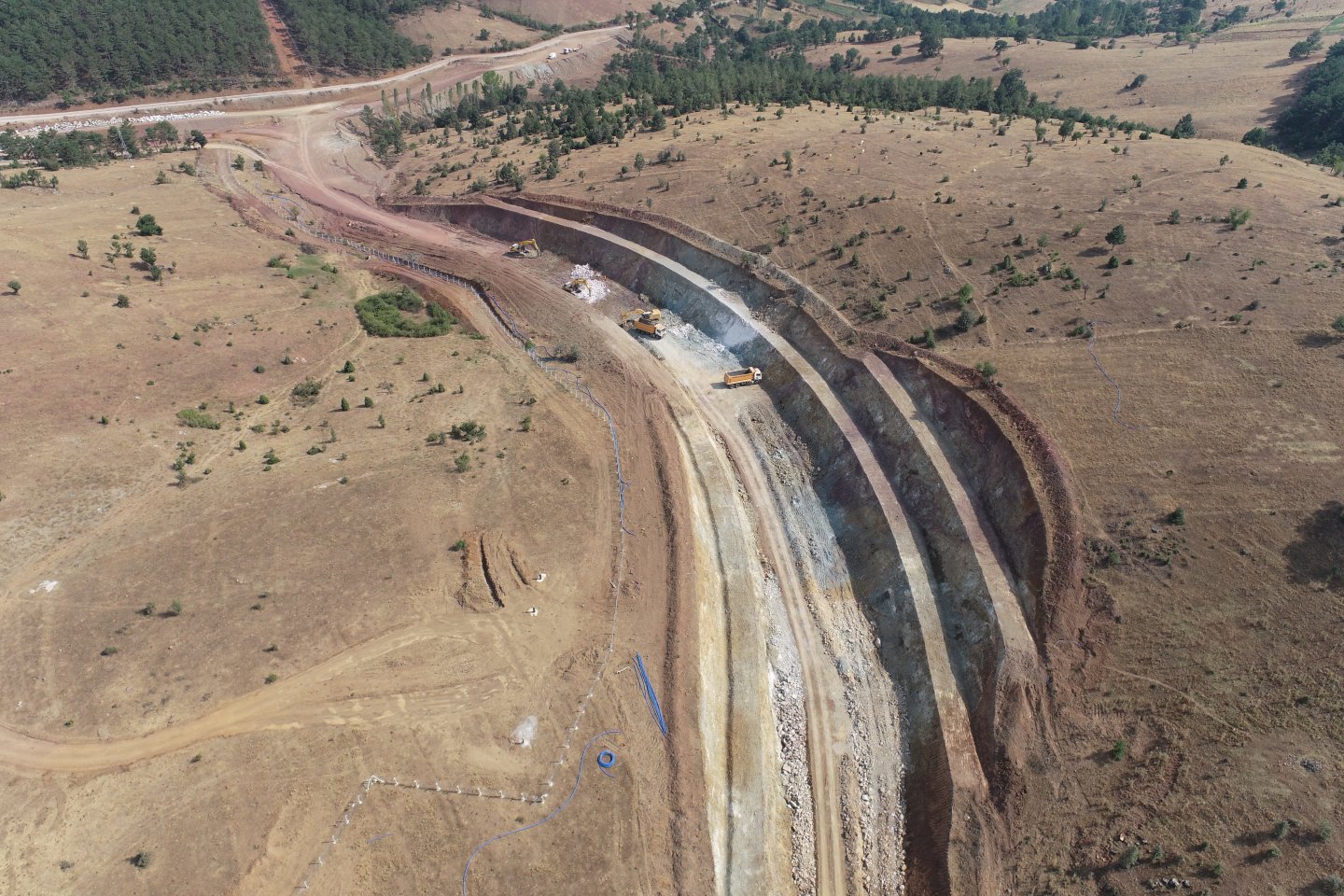 Kütahya Tavşanlı Altın Madeni Dekapaj İşleri ve Ulaşım Yolu Deplasesi